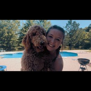 Meet your Posher, Natalie